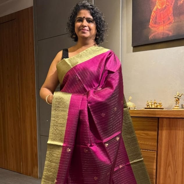 Magenta & Olive Green Soft Silk with Intricate Golden Zari